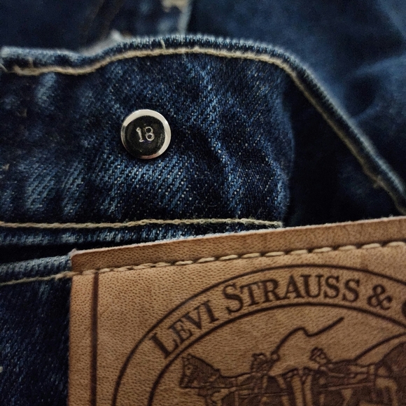 Rare Vintage x Levi Gold Medallion Dark Blue Jean - Picture 11 of 13